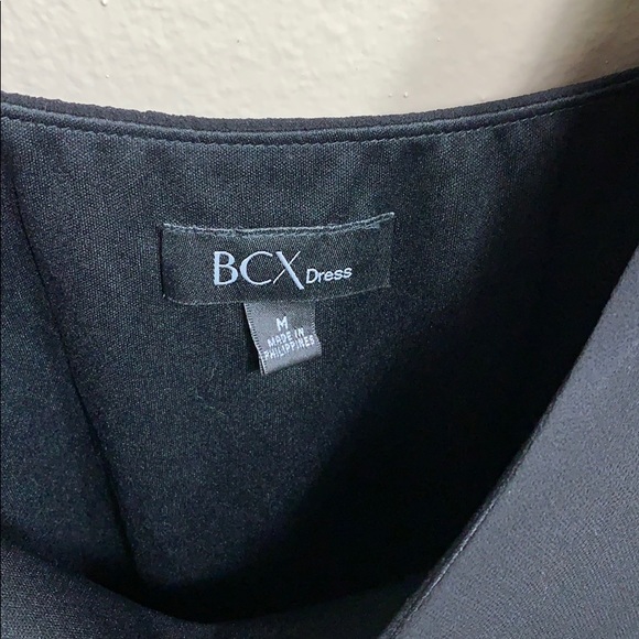 Black dress - Picture 4 of 4